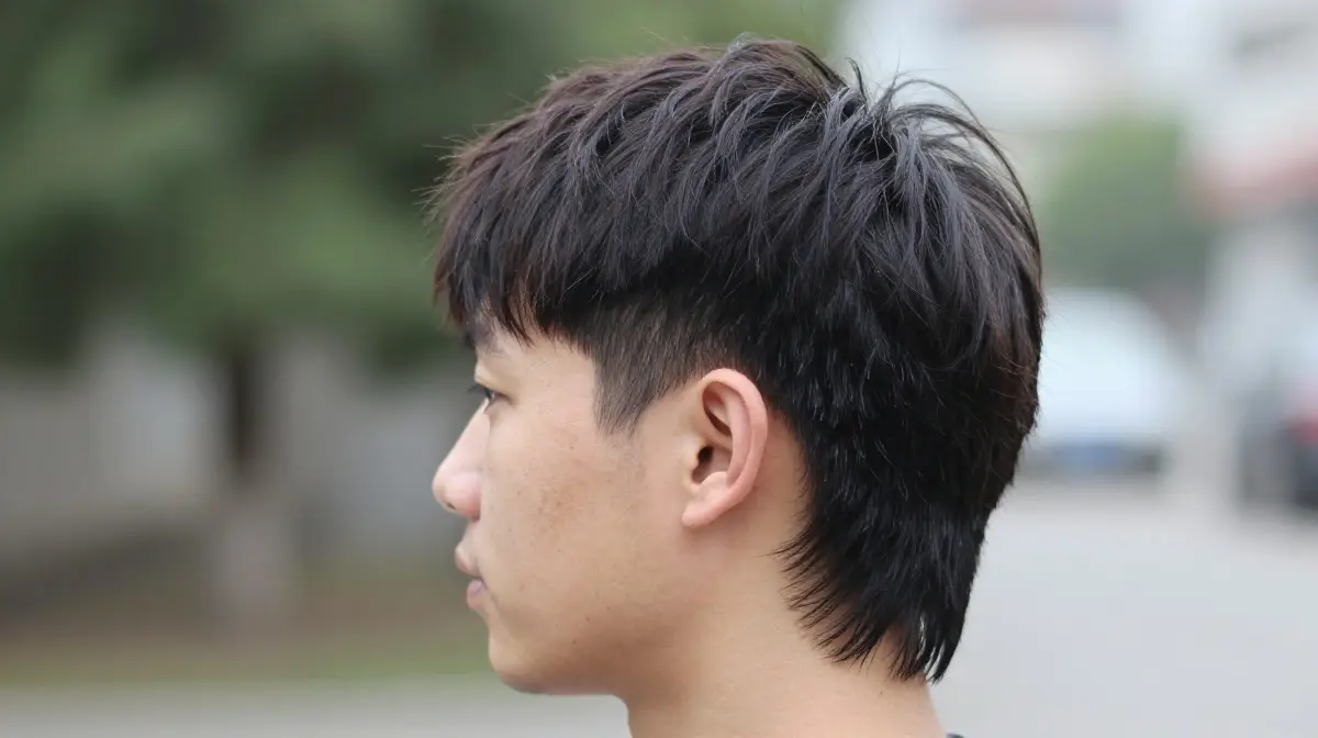 Subtle Mullet with Natural Back Flow
