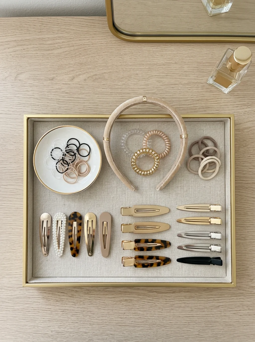 The Accessory Drawer Essential Nobody Realizes They're Missing