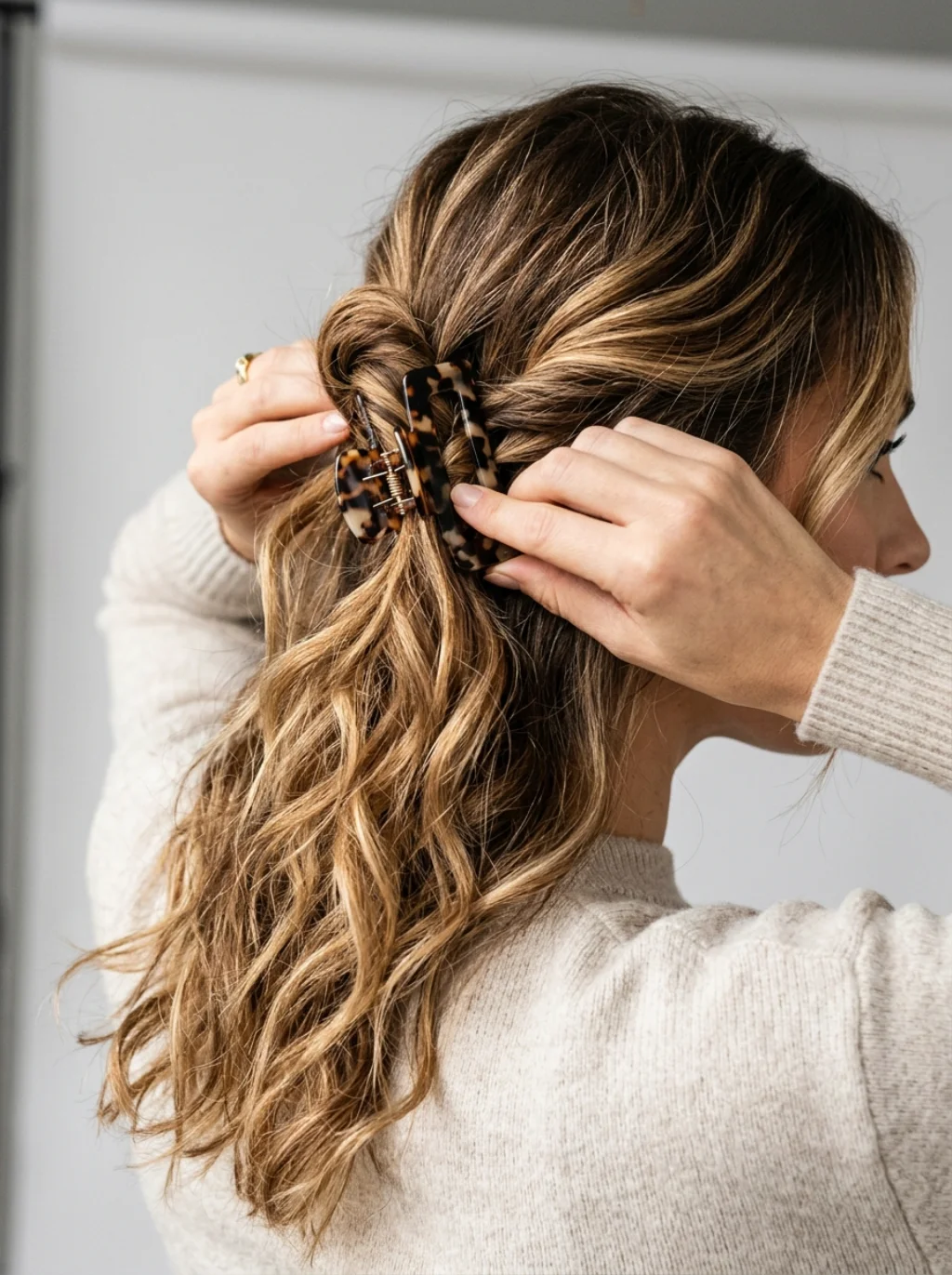 The Claw Clip Moment That Changed Casual Hair Forever